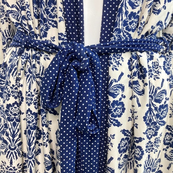 Laura‎ Ashley Robe Womens Sz M Navy Blue Floral Lightweight Belted Kimono - Picture 10 of 11
